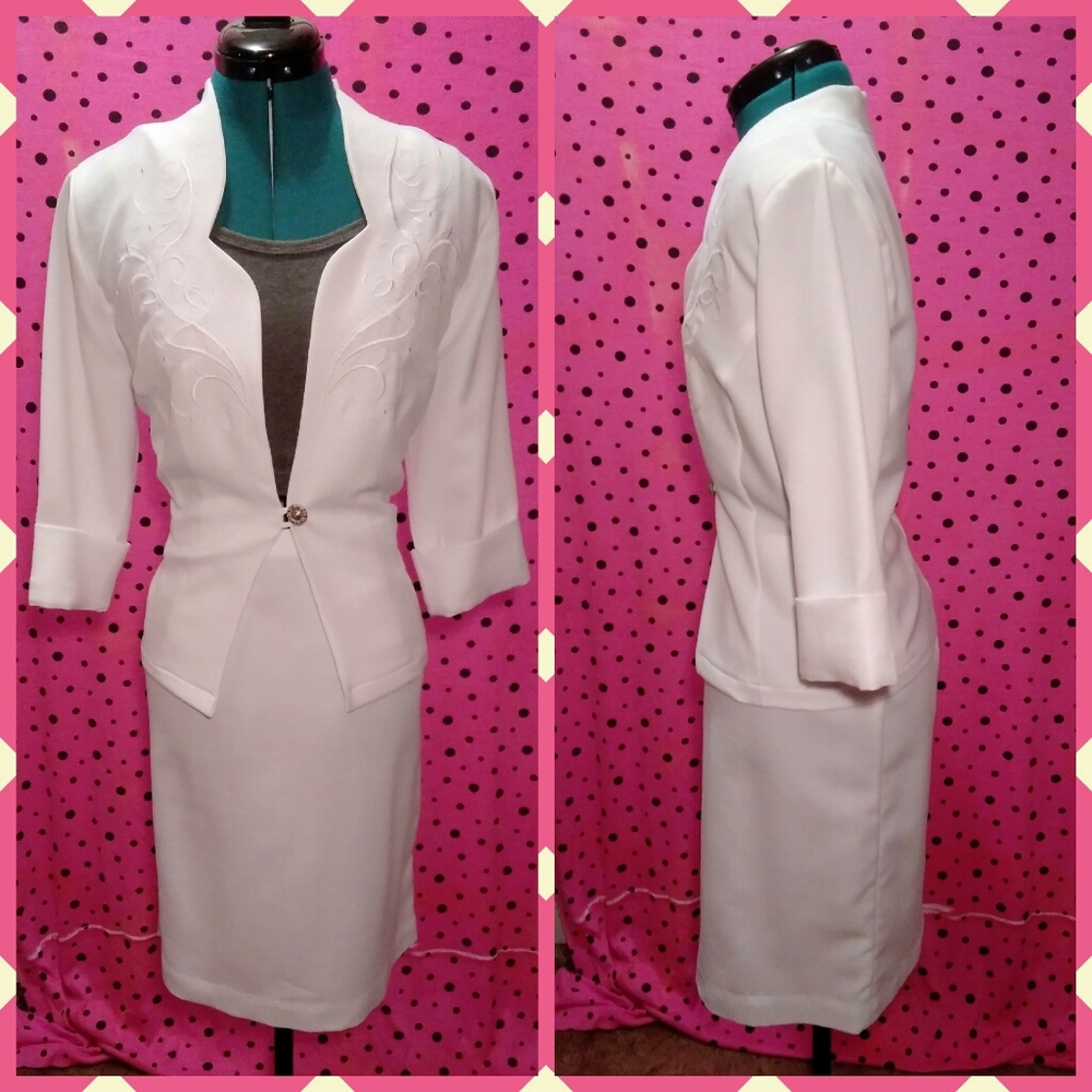 🛍White Suit